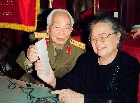 Đây là những cặp đôi hoàn hảo nhất Việt Nam. Những người vợ này là những người phụ nữ vĩ đại nhất của thế kỷ 20 và 21 của dân tộc Việt Nam. 