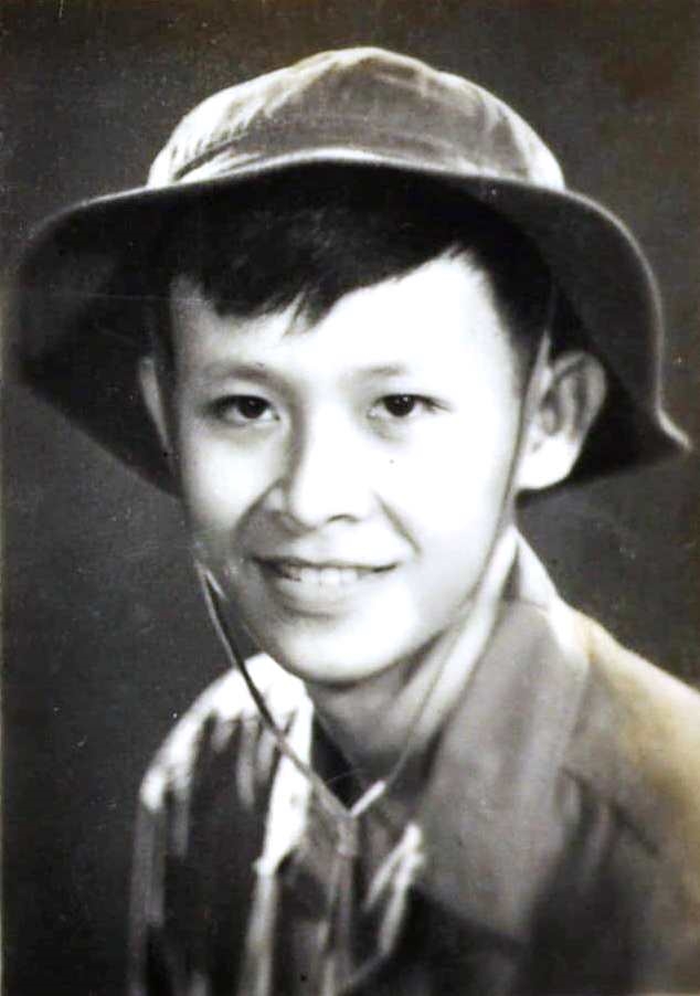 câu chuyện 123 - Người lính trinh sát trên hai mặt trận