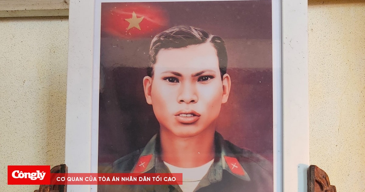 Anh hùng trên dốc núi Điện Biên