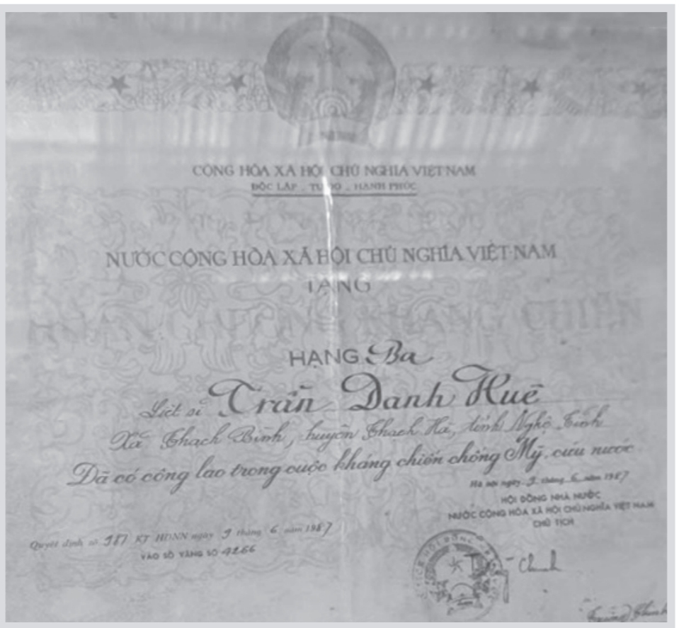TRƯỜNG SƠN KHÔNG XA