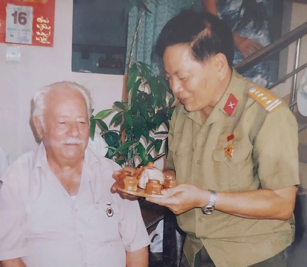 Chuyện chưa kể về anh hùng Kostas Nguyễn Văn Lập
