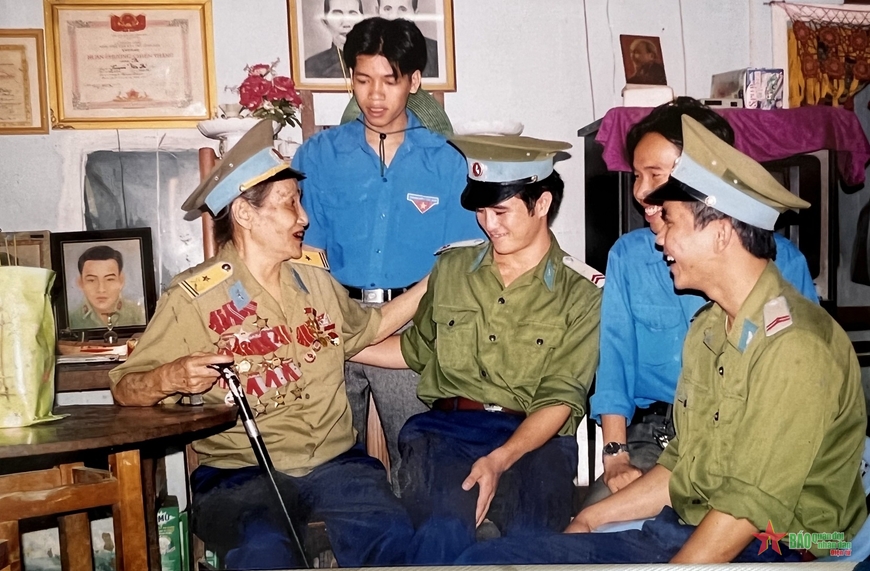 Mẹ Anh hùng vùng sông nước miền Tây
