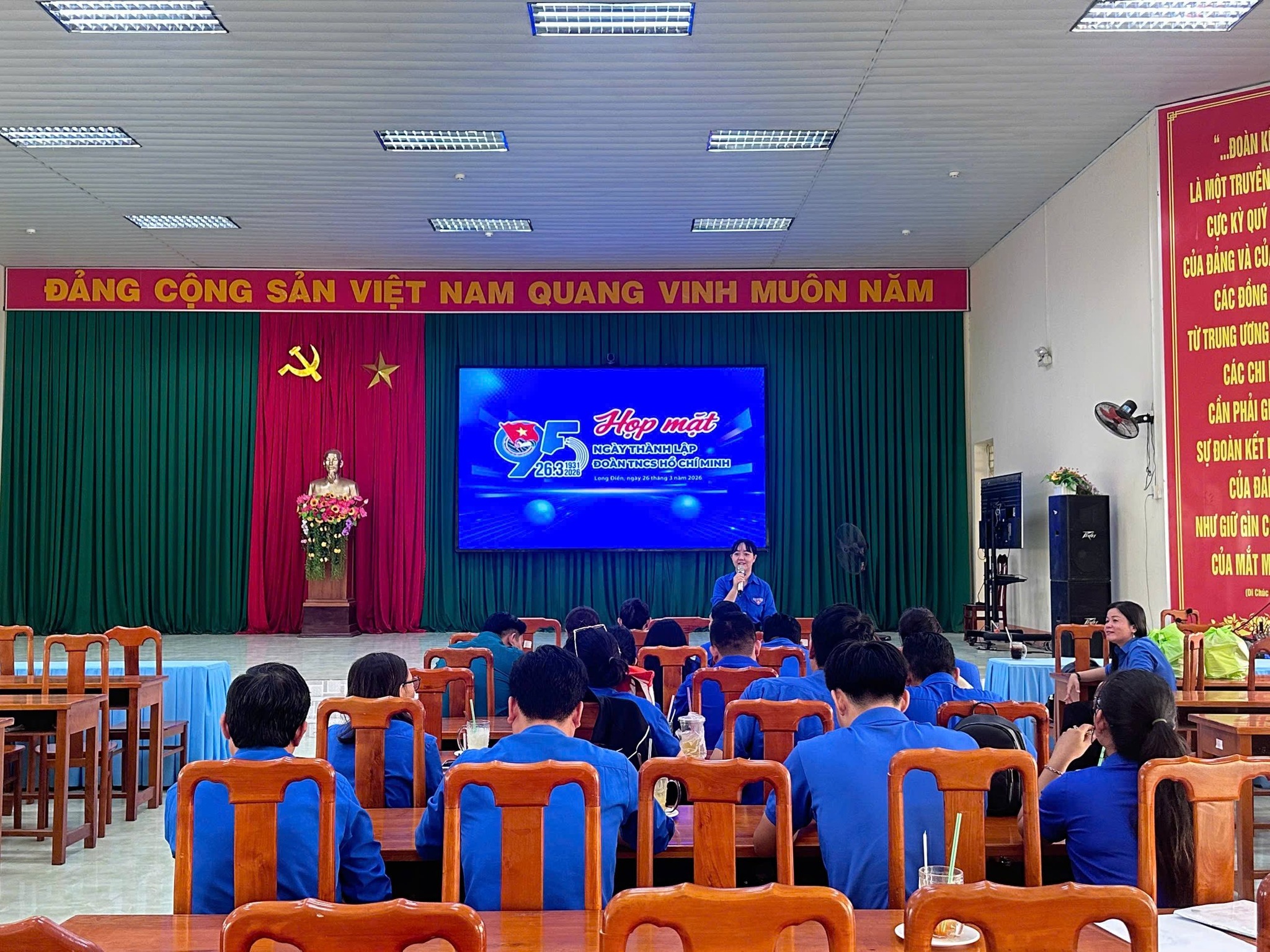 LONG ĐIỀN HỌP MẶT KỶ NIỆM 95 NĂM NGÀY THÀNH LẬP ĐOÀN TNCS HỒ CHÍ MINH