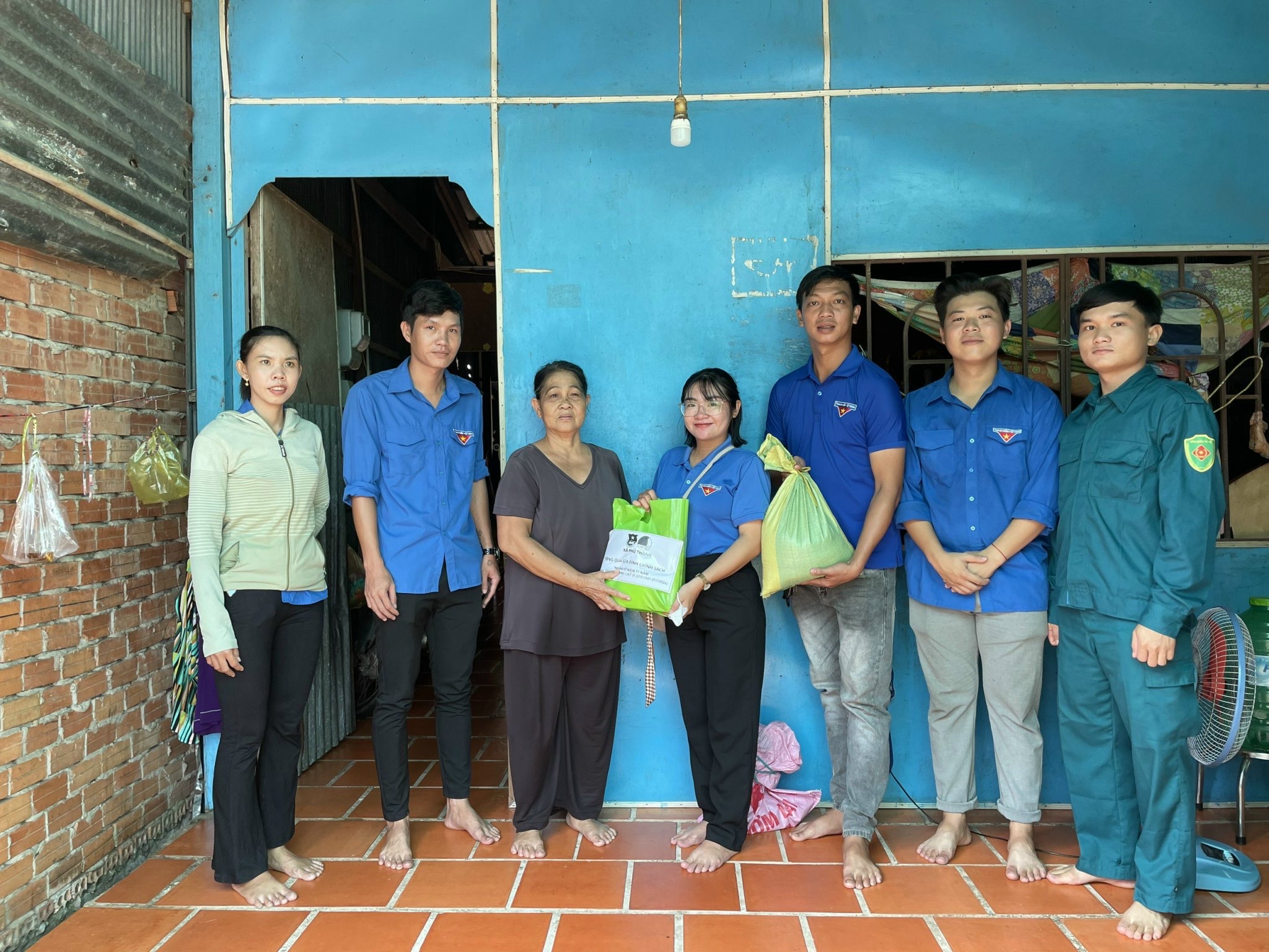 Người nữ cựu chiến binh gương mẫu trong xây dựng gia đình hiếu học, tích cực chăm lo cho thế hệ trẻ trưởng thành và sống có ích