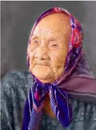 Người đội viên đầu tiên