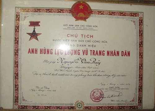 CUỘC ĐỜI HUYỀN THOẠI CỦA ANH HÙNG PHI CÔNG NGUYỄN VĂN BẢY (1)