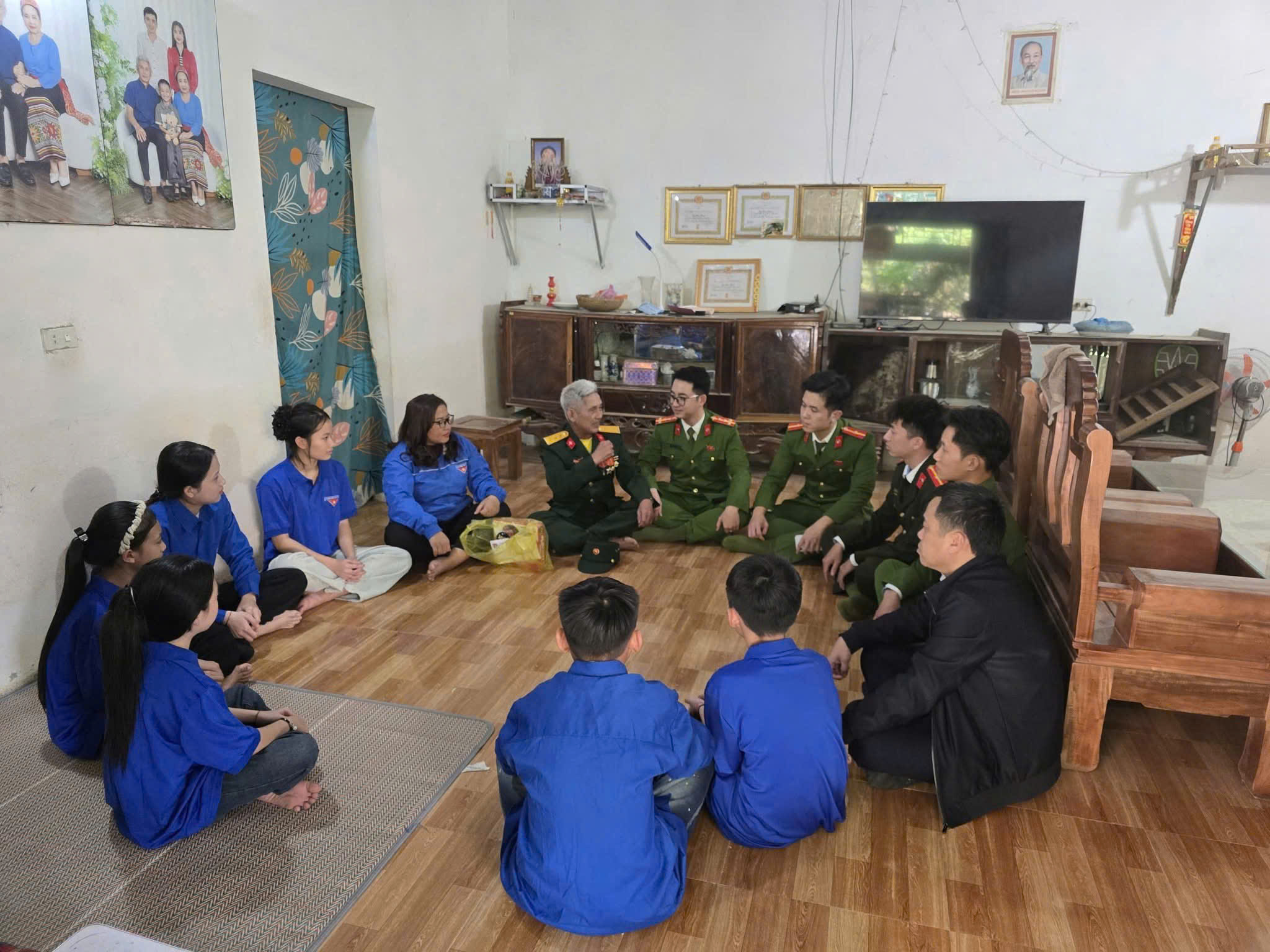 DẤU CHÂN NGƯỜI LÍNH ĐẶC CÔNG – NIỀM TIN KHÔNG BAO GIỜ TẮT