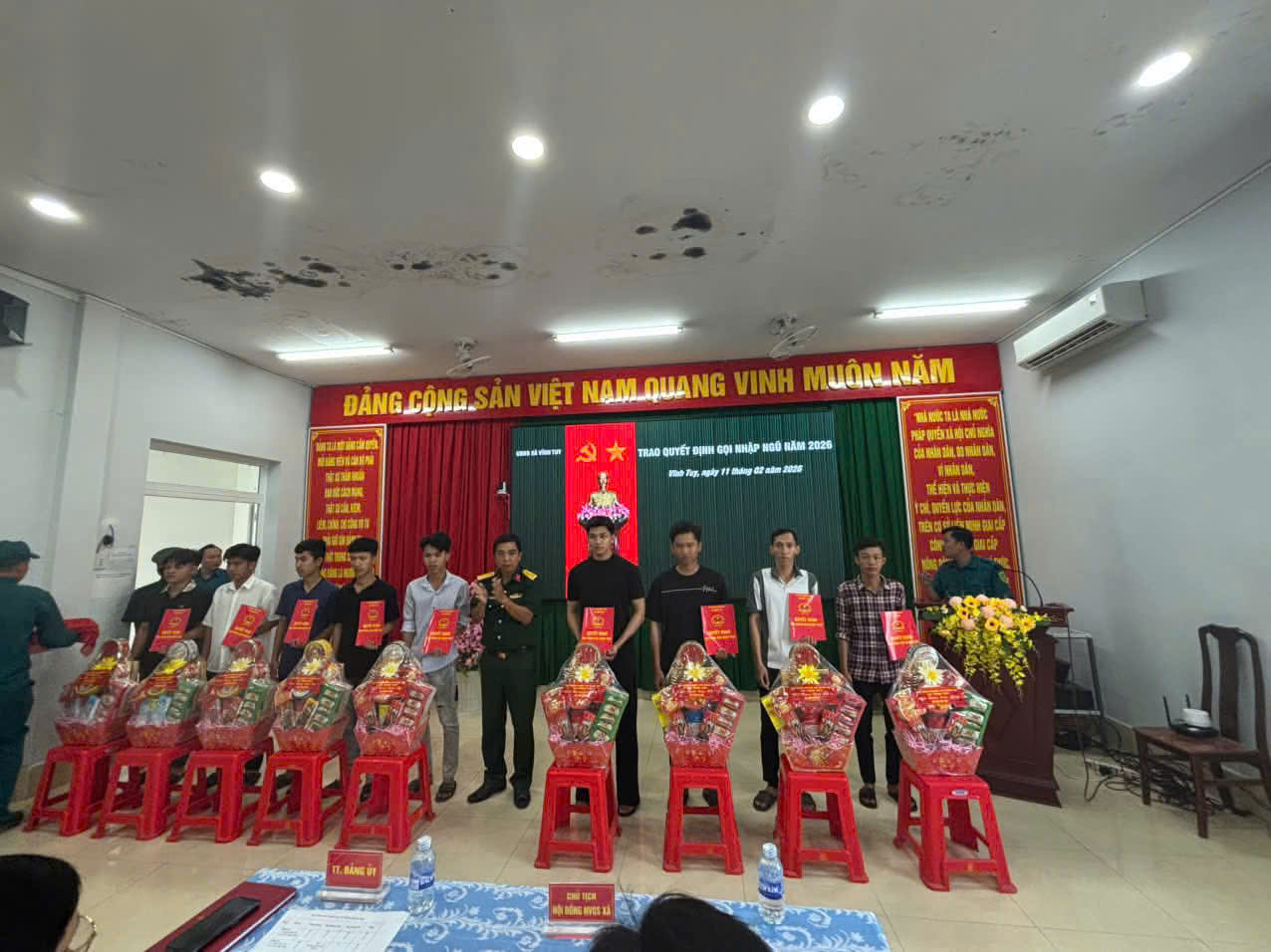 TRAO QUYẾT ĐỊNH GỌI CÔNG DÂN NHẬP NGŨ NĂM 2026 