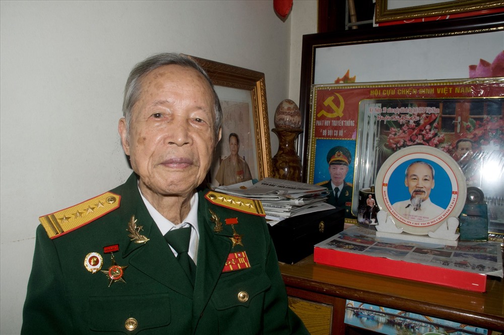 Anh Hùng La Văn Cầu