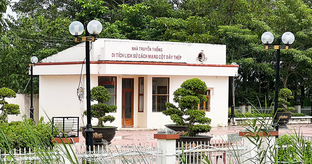 Ý NGHĨA SỰ RA ĐỜI CHI BỘ ĐẢNG ĐẦU TIÊN Ở AN GIANG - TẠI XÃ LONG ĐIỀN