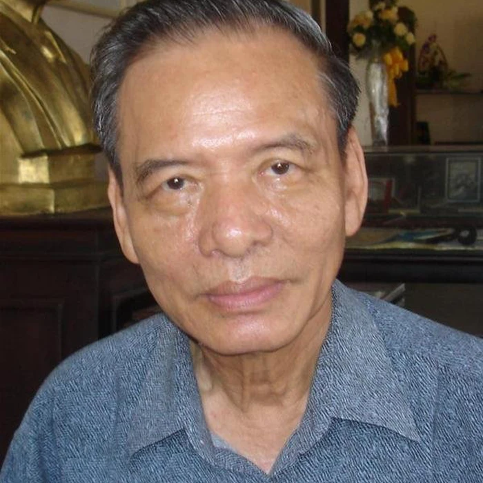 [Đoàn trường THPT Hai Bà Trưng] ĐỒNG CHÍ LÊ QUANG VINH: NGƯỜI CỘNG SẢN KIÊN TRUNG VÀ BIỂU TƯỢNG BẤT KHUẤT NƠI "ĐỊA NGỤC TRẦN GIAN" CÔN ĐẢO
